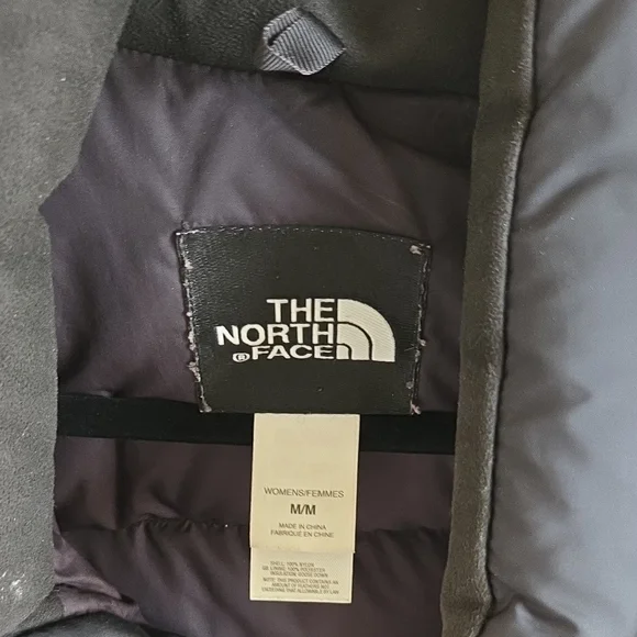 The North Face Black Down Puffer Vest - Picture 2 of 6